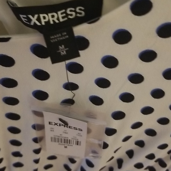 Express women's dress - Picture 2 of 4